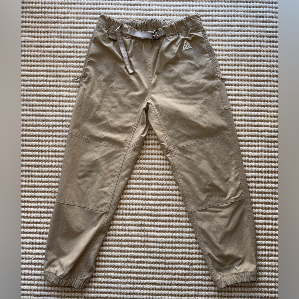 Nike ACG Men's Beige Cargo Pants